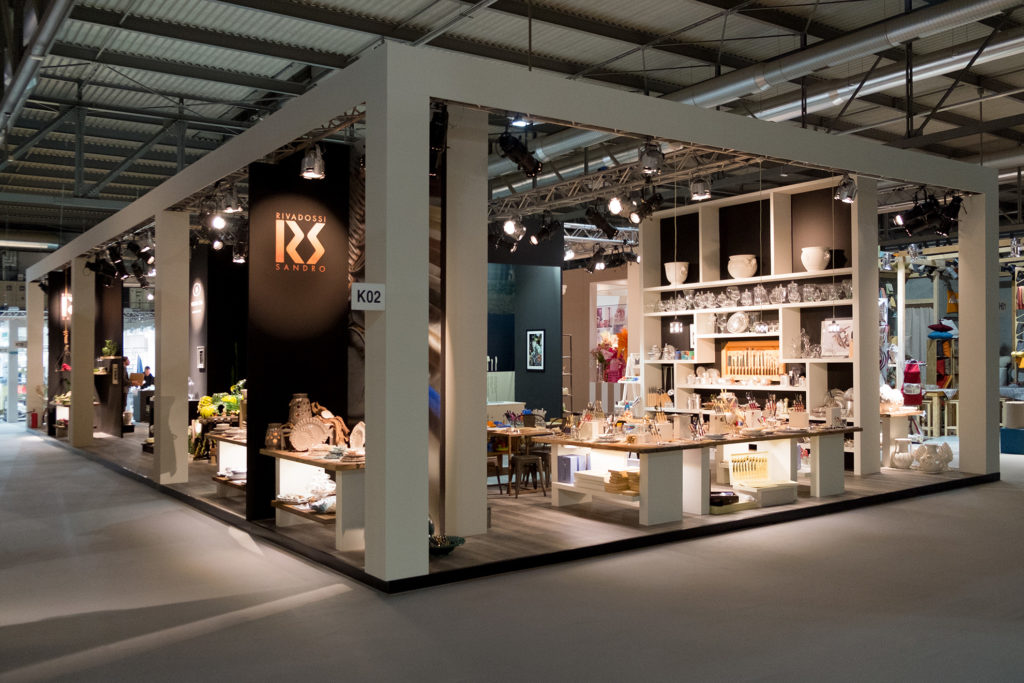 巖星建設(shè)|家居展廳設(shè)計(jì),這些要點(diǎn)需要注意插圖(9) 巖星建設(shè)|家居展廳設(shè)計(jì),這些要點(diǎn)需要注意插圖(9)