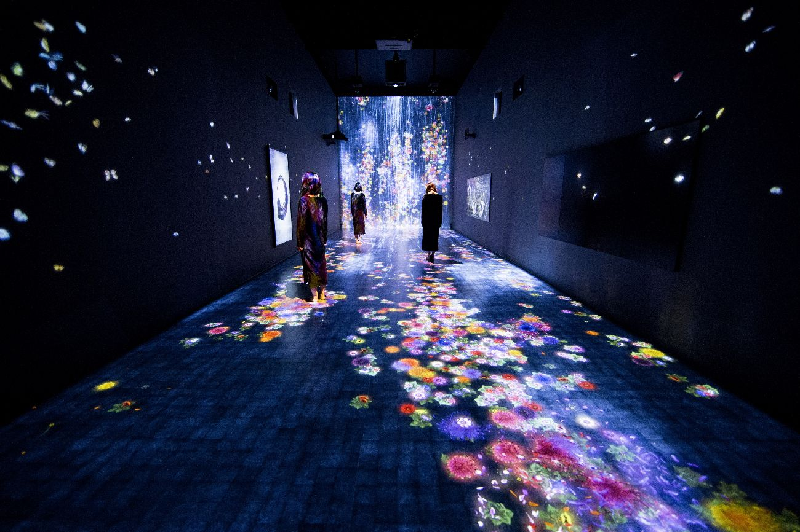 ?地面互動投影應(yīng)用場景插圖(1) ?地面互動投影應(yīng)用場景插圖(1)